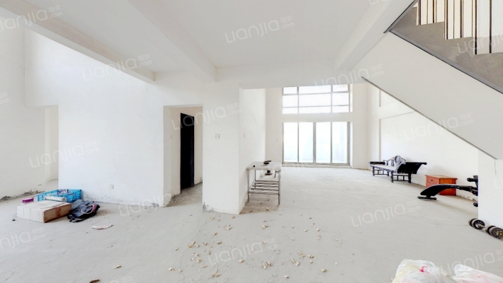 阿维侬庄园二手房实景图