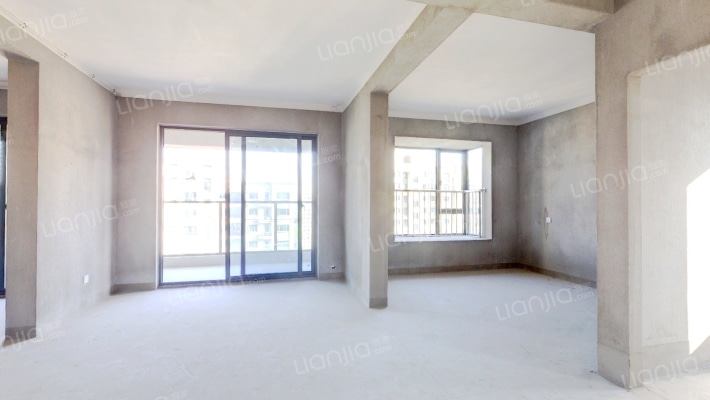 九龙家苑五期二手房实景图