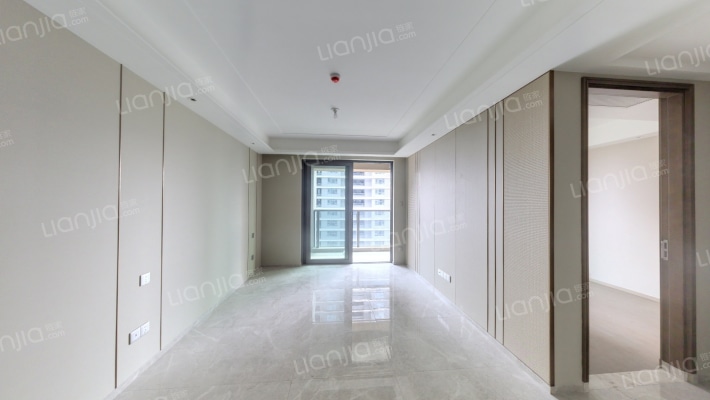 绿城·春风晴翠二手房实景图