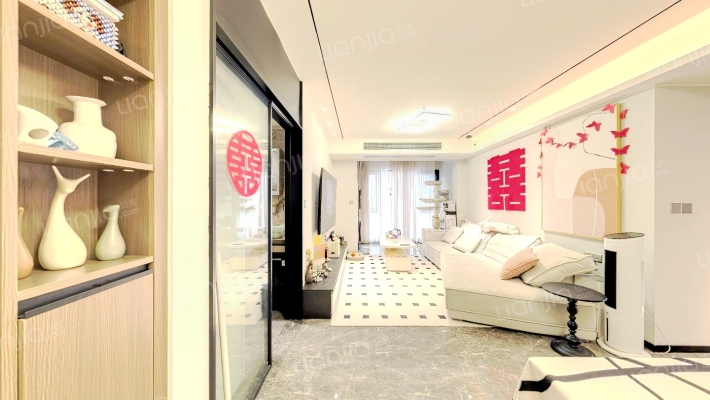 保利天汇一期二手房实景图