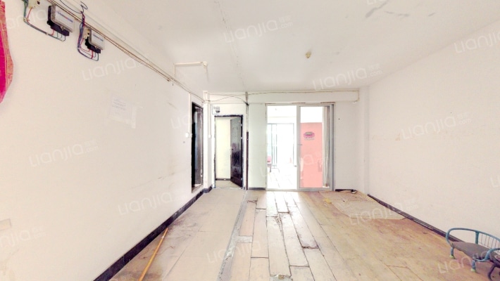 水岸华庭二手房实景图