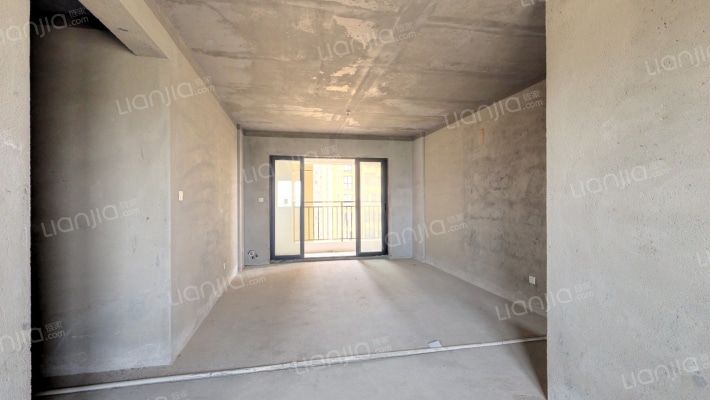 中建亮月湖二手房实景图