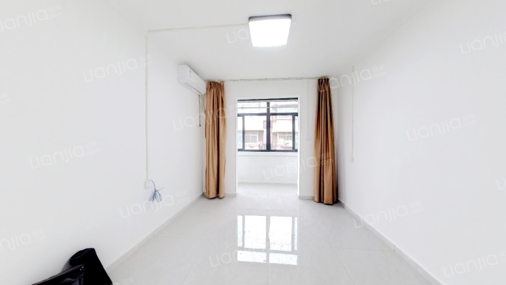 甲院二手房实景图