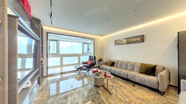 嘉宝前滩后院二手房实景图