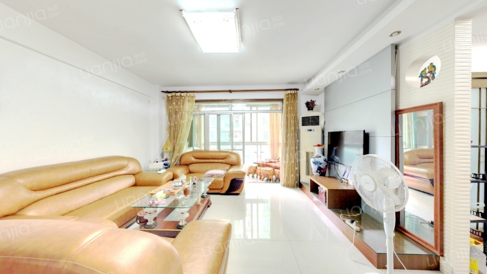 东方水都二手房实景图