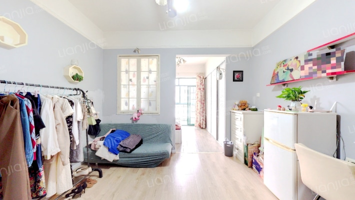 银河湾花园二手房实景图