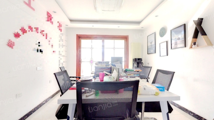 国瑞城爵仕苑二手房实景图