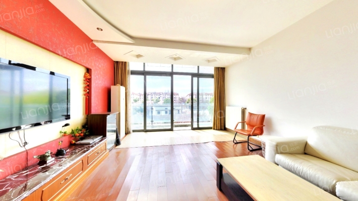 翡翠国际花苑二手房实景图