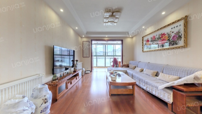 施格名门二手房实景图