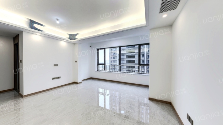 汀香郡春风里南区二手房实景图