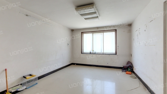 阳光花园二手房实景图