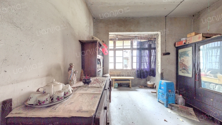 红育坡62号二手房实景图