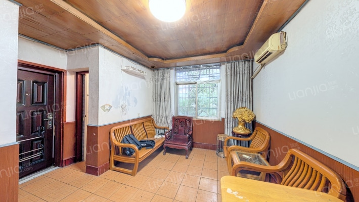 教育生产装备处小区二手房实景图