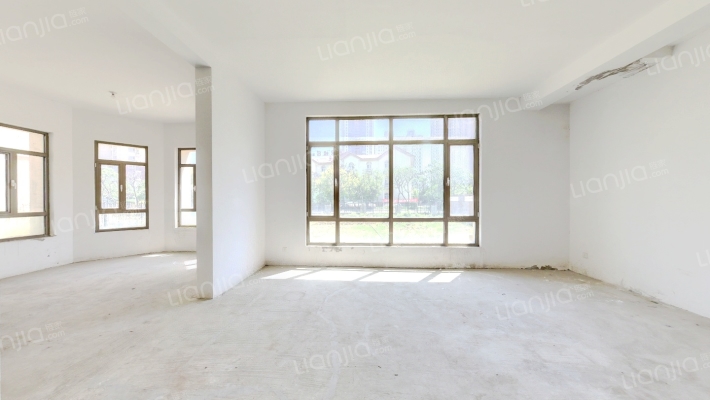 碧桂园凤凰城别墅一期二手房实景图