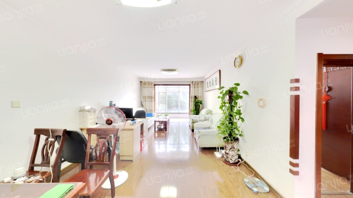 桦林苑二手房实景图