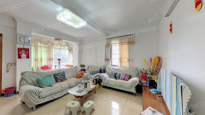 天鹅花园二手房实景图