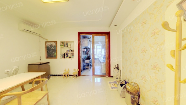 四方怡园二手房实景图