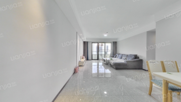 保利源诚领秀海二手房实景图