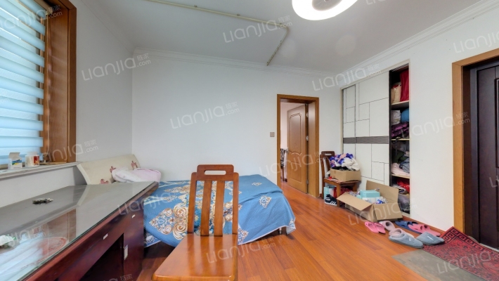 共和一村二手房实景图