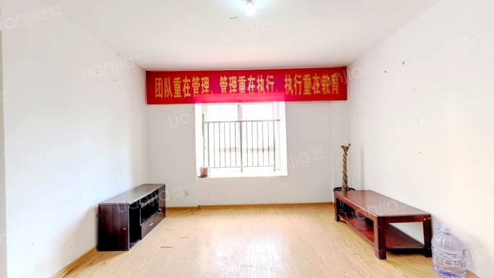 胪雷新城三区二手房实景图