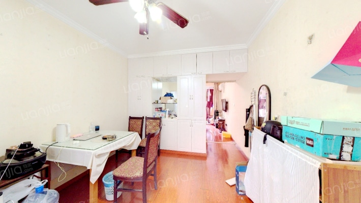 荷叶村二手房实景图