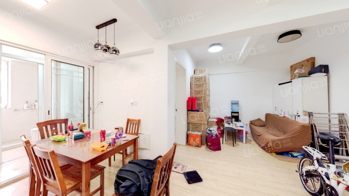 高安路9弄二手房实景图