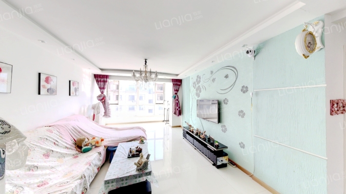 假日普罗旺斯南区二手房实景图