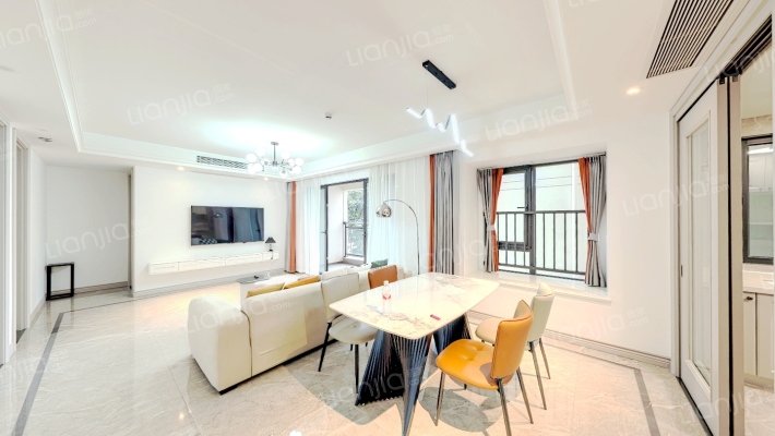 万科天空之城二手房实景图