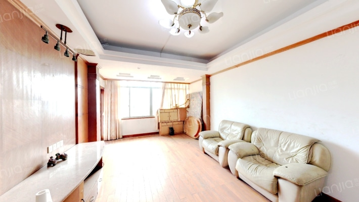 第十街区二手房实景图