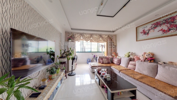 名人华城二手房实景图