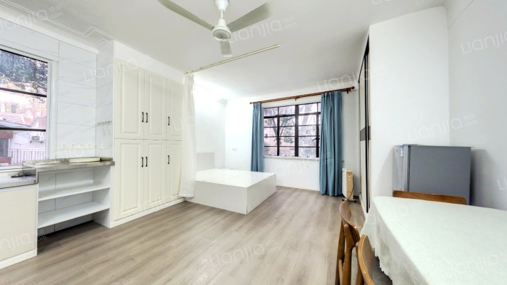 复兴西路49弄二手房实景图