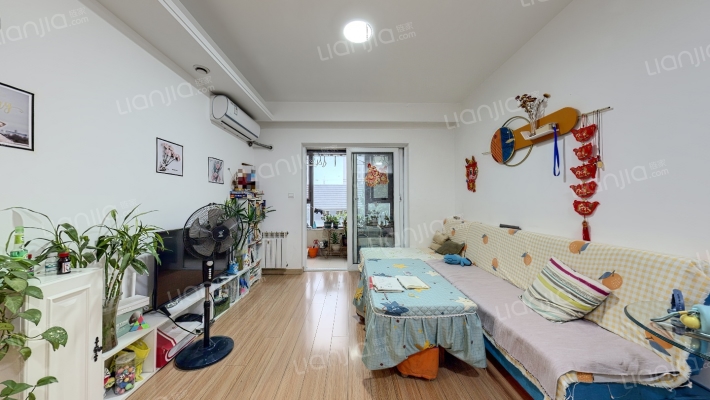 万科城雅梅苑二手房实景图