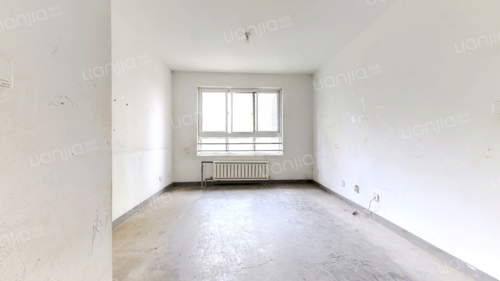 腊山南苑二区二手房实景图