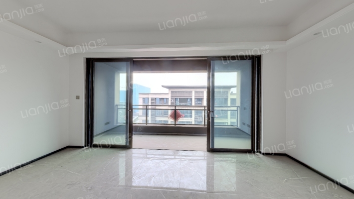 建发和玺二期二手房实景图