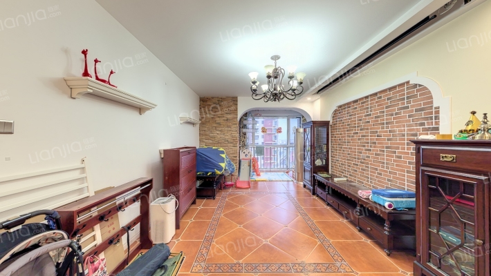 蓝山花园西区二手房实景图