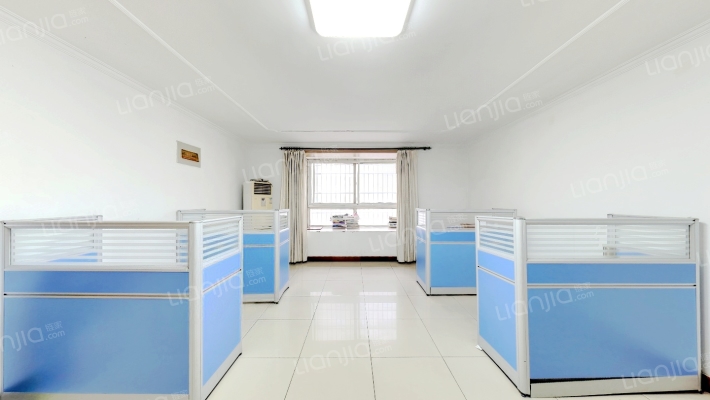 蓝地怡园二手房实景图