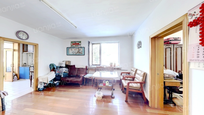 新光红缨小区二手房实景图