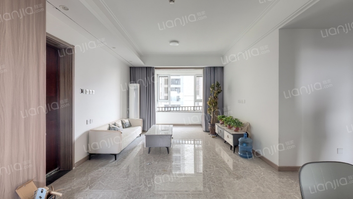 远洋春风与山水二手房实景图