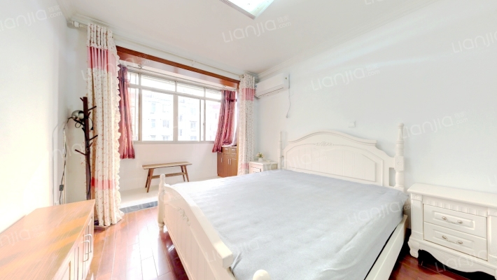 场中路3308弄二手房实景图