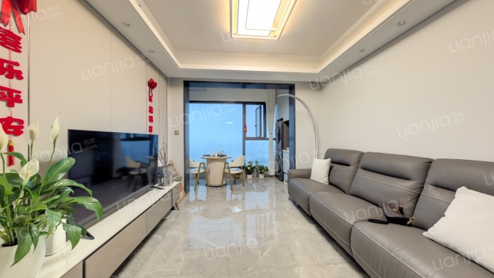 钰龙旭辉半岛和岸二手房实景图