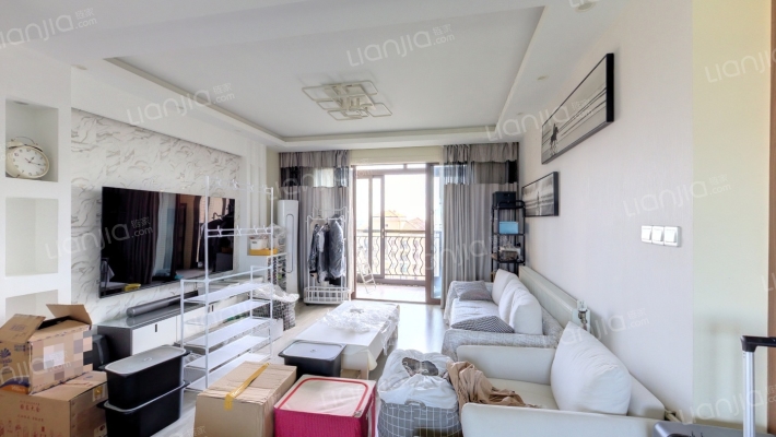 环球翡翠湾花园(公寓)二手房实景图