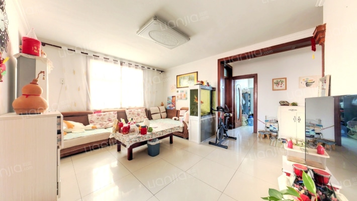 庄头新村商住楼二手房实景图