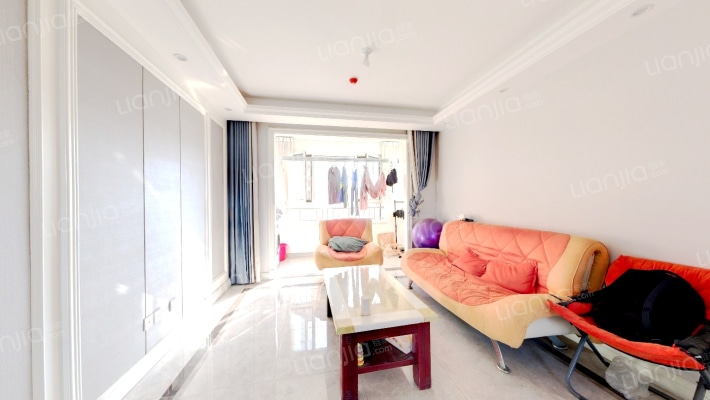 鲁商蓝岸新城二期二手房实景图