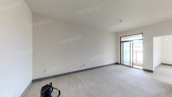 中航翡翠城一期二组团二手房实景图