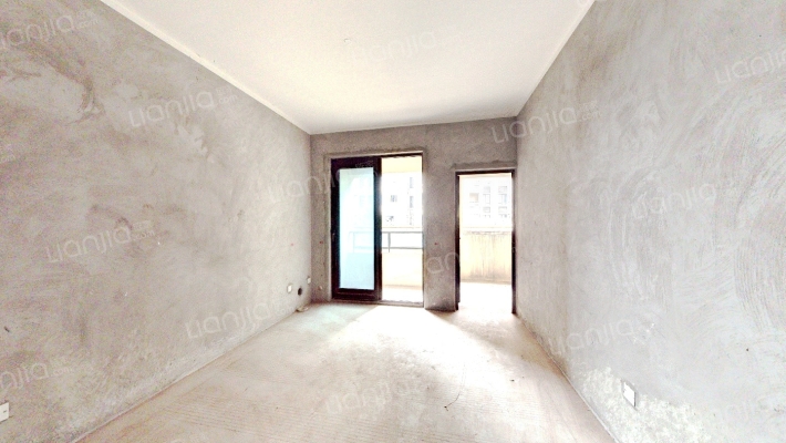 鲁能泰山7号十八街区二手房实景图