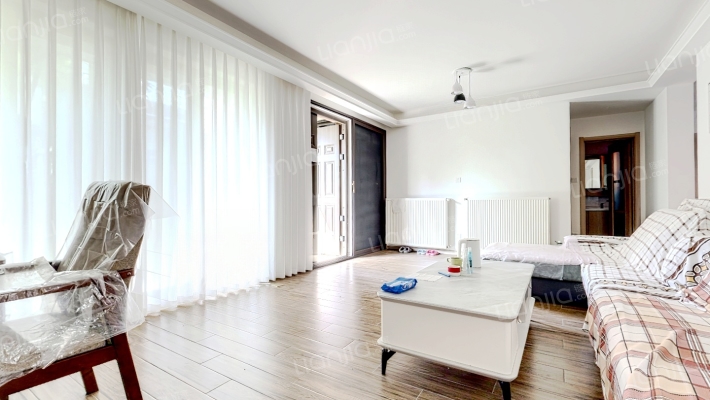 茶田小院二手房实景图