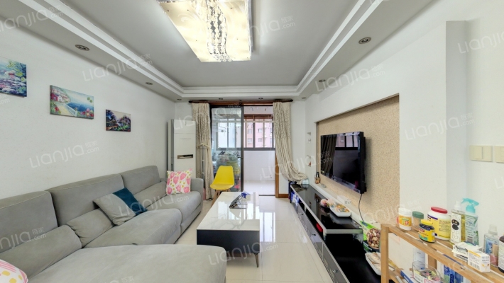 地杰国际城D街坊二手房实景图