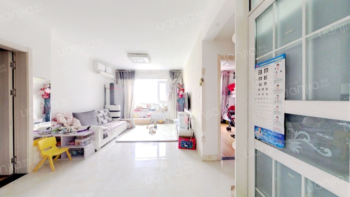 晶城二手房实景图