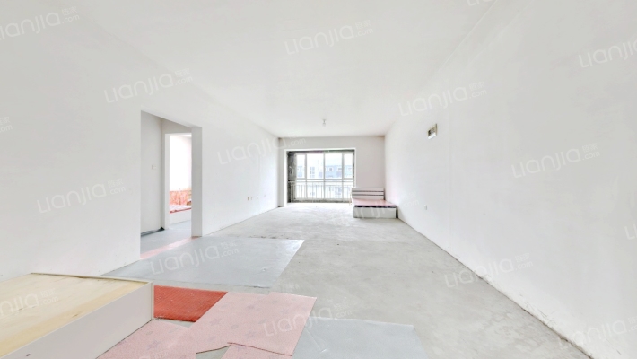 世茂滨江 法兰西二手房实景图