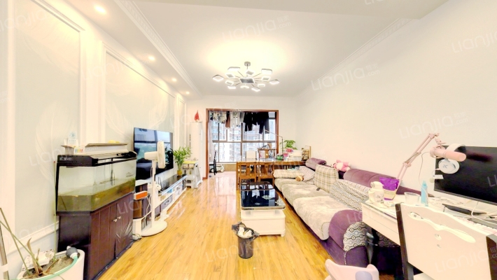 蓝光锦绣城四期二手房实景图